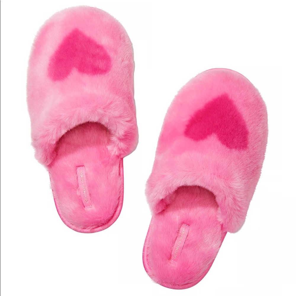 VICTORIA'S SECRET SMALL 5,6 HOLLYWOOD PINK HEARTS Closed-Toe Faux Fur Slippers